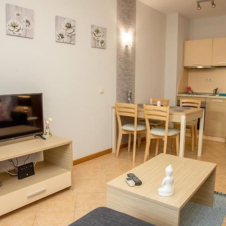 Sunny Apartment In A Complex With A Pool And Gym By Flаt Manаger Pantai Sunny Luaran gambar