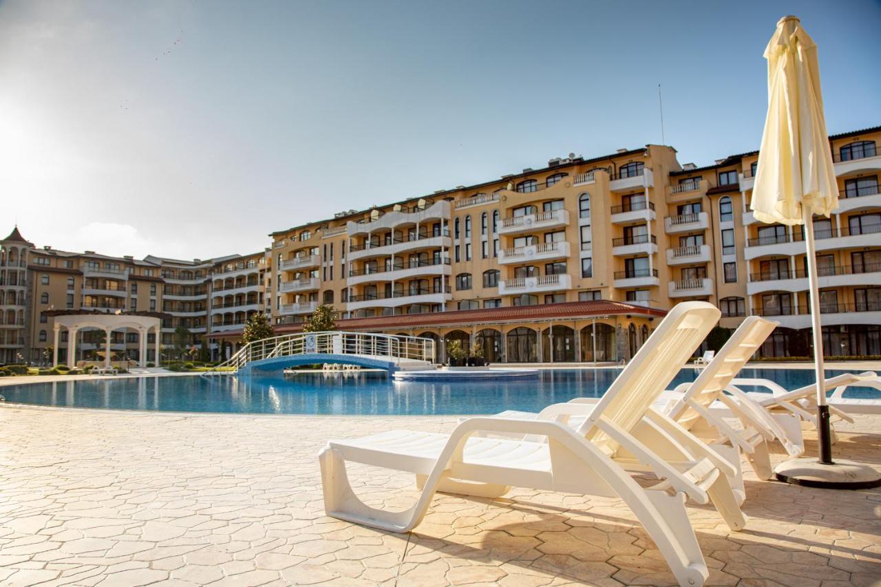 Sunny Apartment In A Complex With A Pool And Gym By Flаt Manаger Pantai Sunny Luaran gambar