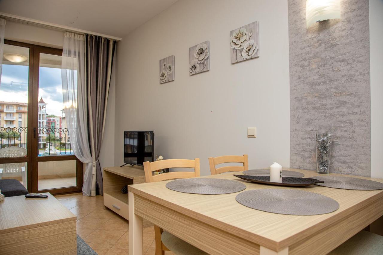Sunny Apartment In A Complex With A Pool And Gym By Flаt Manаger Pantai Sunny Luaran gambar